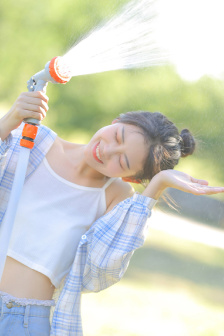 男人的j插入女人的j